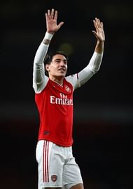 Arsenal's Hector Bellerin returns from injury to impress